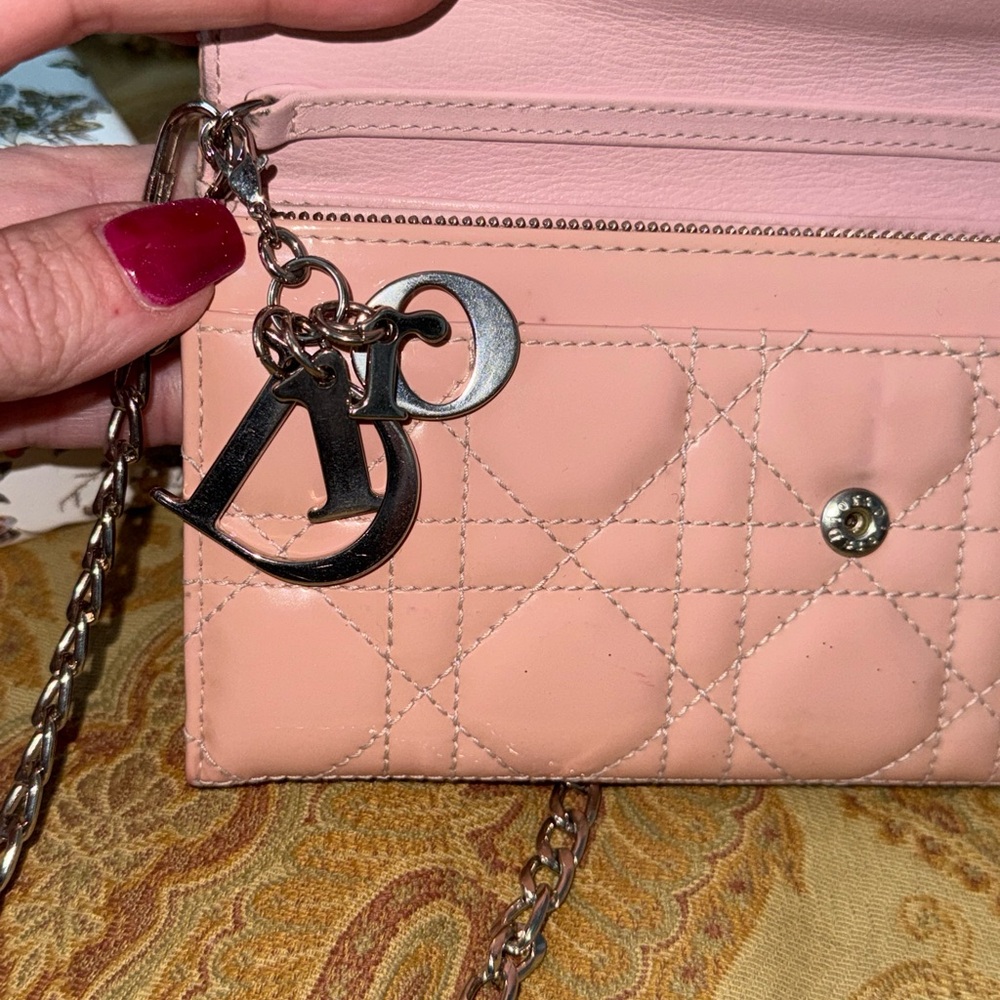 DIOR Patent Cannage Lady Dior Rendez-Vous Croisière Wallet on Chain Charm Pink - Picture 3 of 16